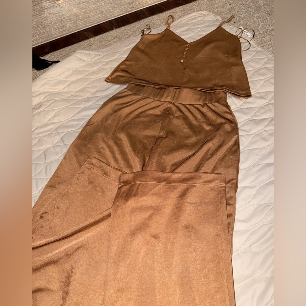 Zara Brown set Pants and Crop Top with Buttons